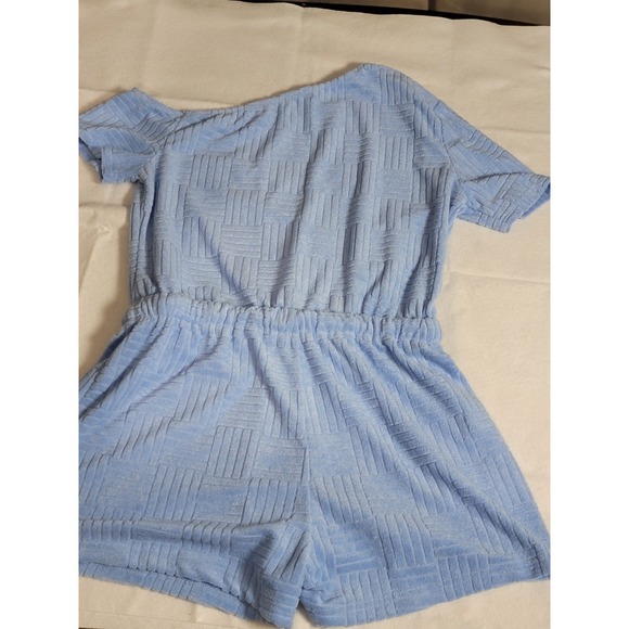 Pink Lilly Women's Romper Medium - Picture 5 of 6